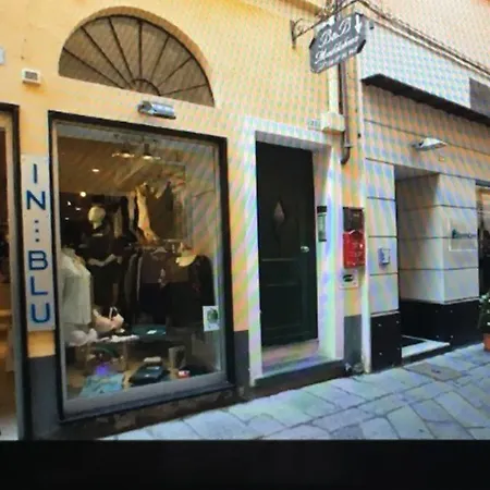 Maddalena 住宿加早餐酒店 阿拉西奥